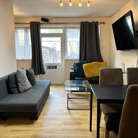 London Deluxe 6 Bedroom House Ντάγκεναμ Εξωτερικό φωτογραφία