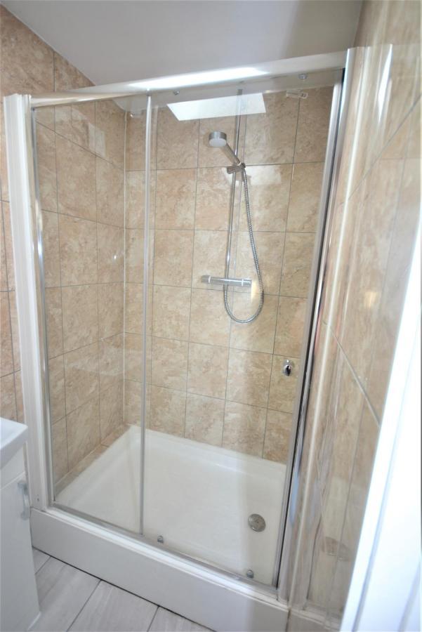 London Deluxe 6 Bedroom House Ντάγκεναμ Εξωτερικό φωτογραφία