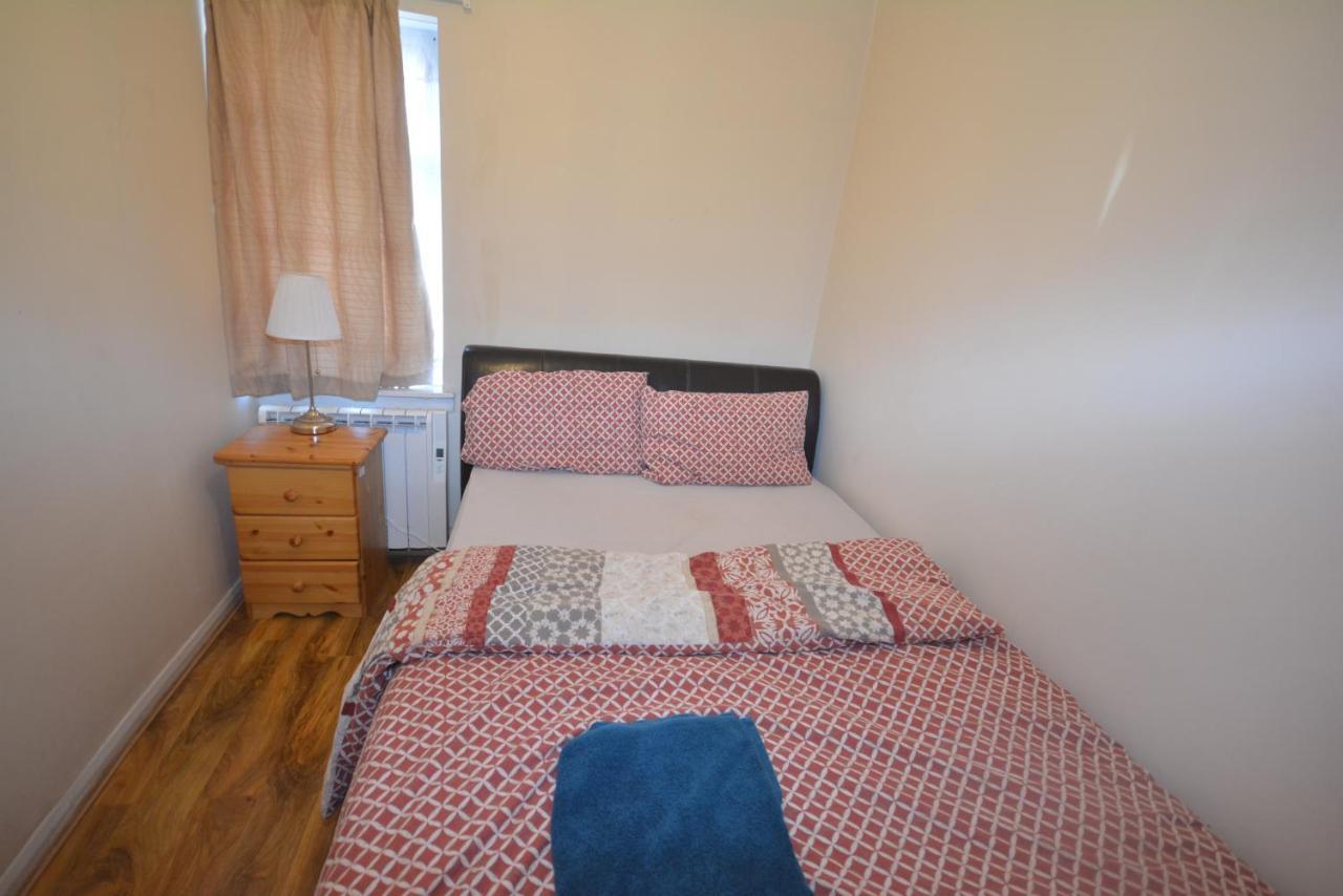London Deluxe 6 Bedroom House Ντάγκεναμ Εξωτερικό φωτογραφία