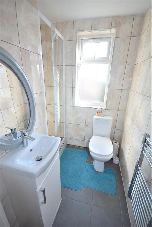 London Deluxe 6 Bedroom House Ντάγκεναμ Εξωτερικό φωτογραφία